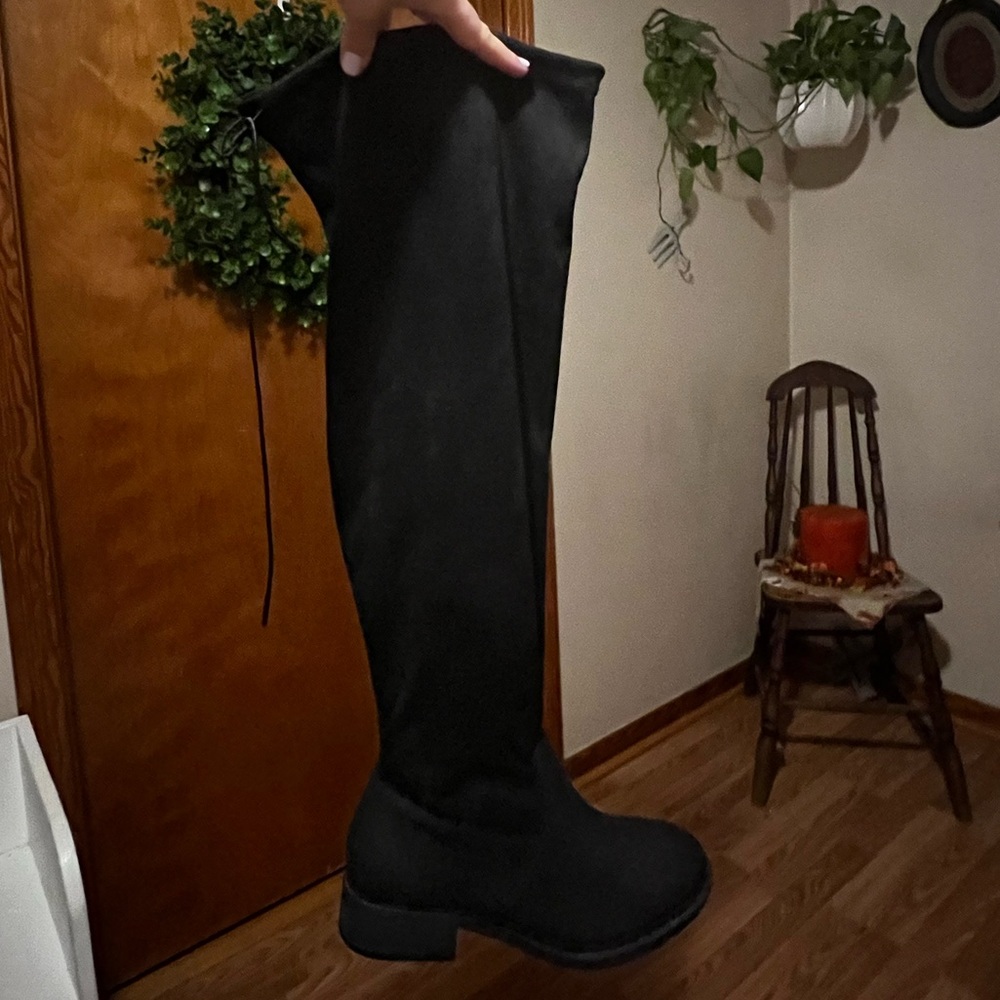 Over the knee Stretch fit Torrid Boots